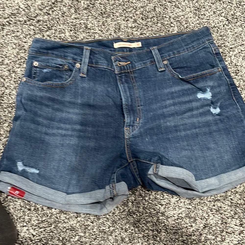 Levi’s shorts
